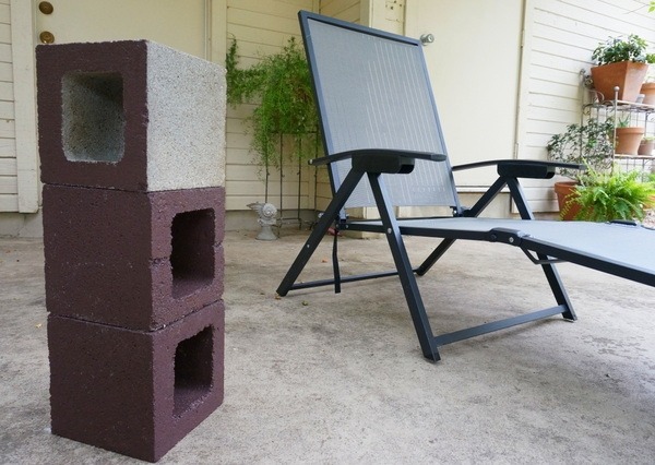 DIY-växt-behållare-av-betong-block-trädgård-lounge-solstol