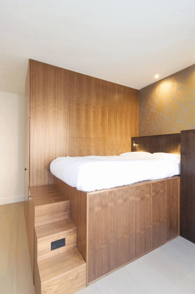 mini-lägenhet loft säng bas skåp förvaringsutrymme
