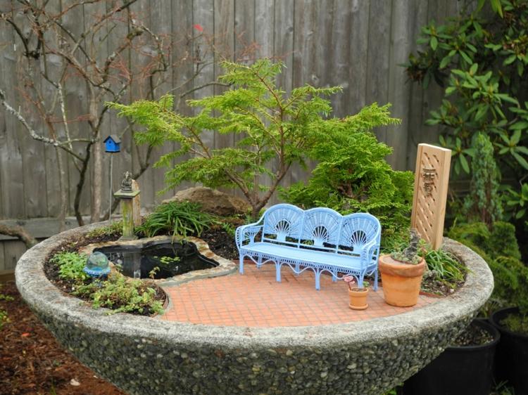 miniatyr trädgårdar i krukor park tema damm bänk blå bonsai