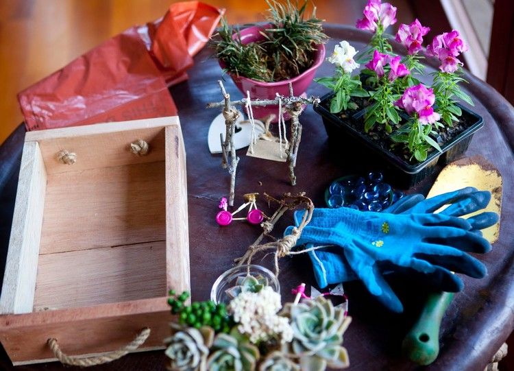 mini-trädgård-design-gör-det-själv-trälåda-material