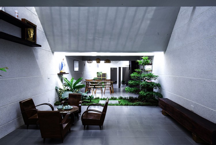 Minimalistisk arkitektur-inomhus grönning-soffbord-möbler-trä-vintage-växter