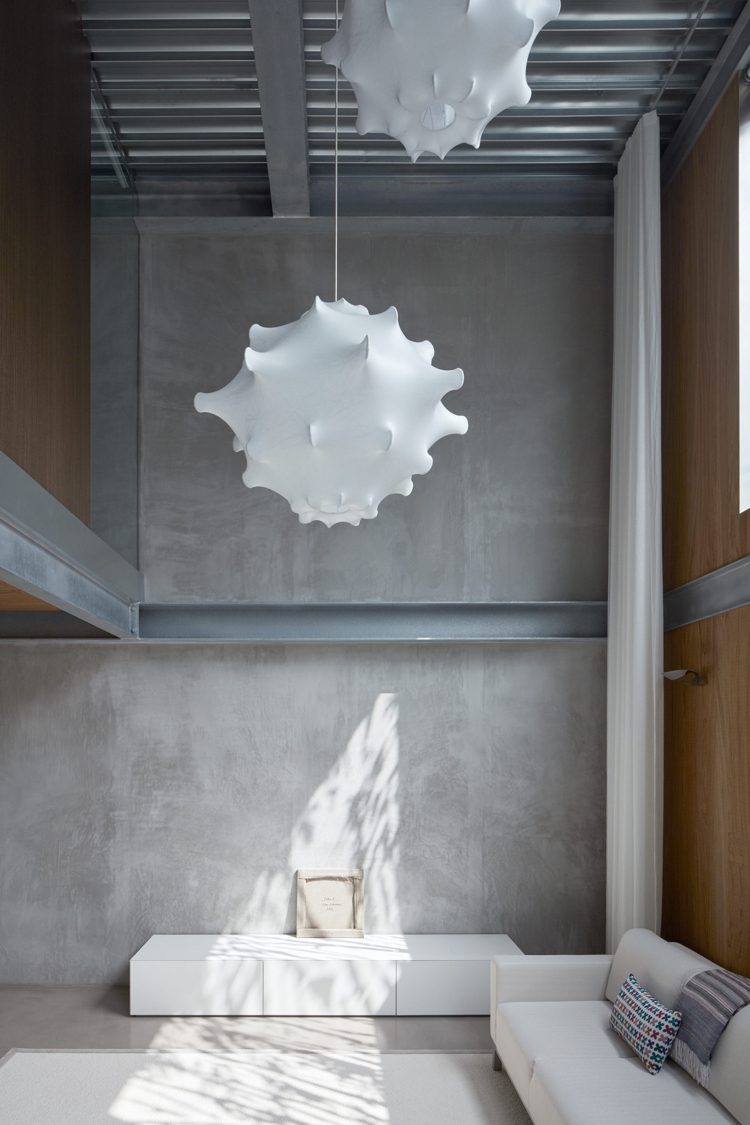 minimalistisk inre betong trä design lampa vit stål balk