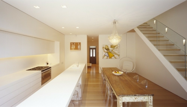 kök-och-matplats-minimalistisk-hus