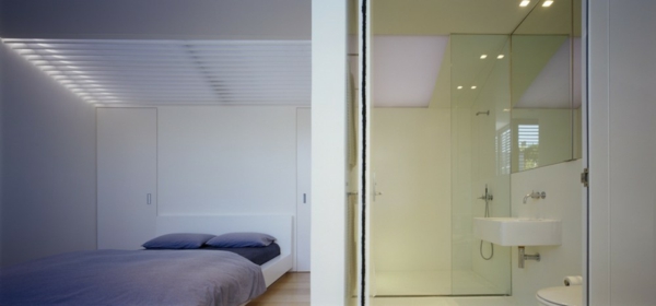 minimalistisk-badrum-sovrum