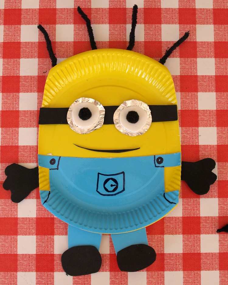 pappersplatta-minion-gör-det-själv