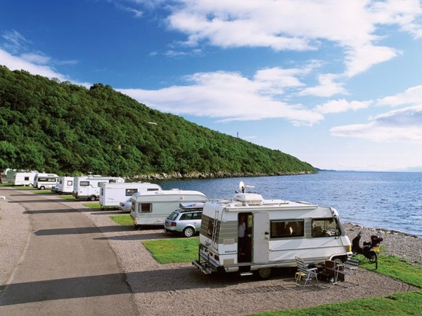 Husvagnscamping på själva stranden