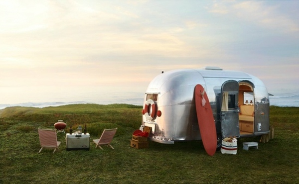 Semester surfing husvagn camping