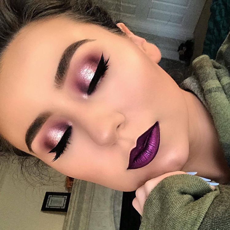 Metallic Lipstick Violet Makeup Trends 2018