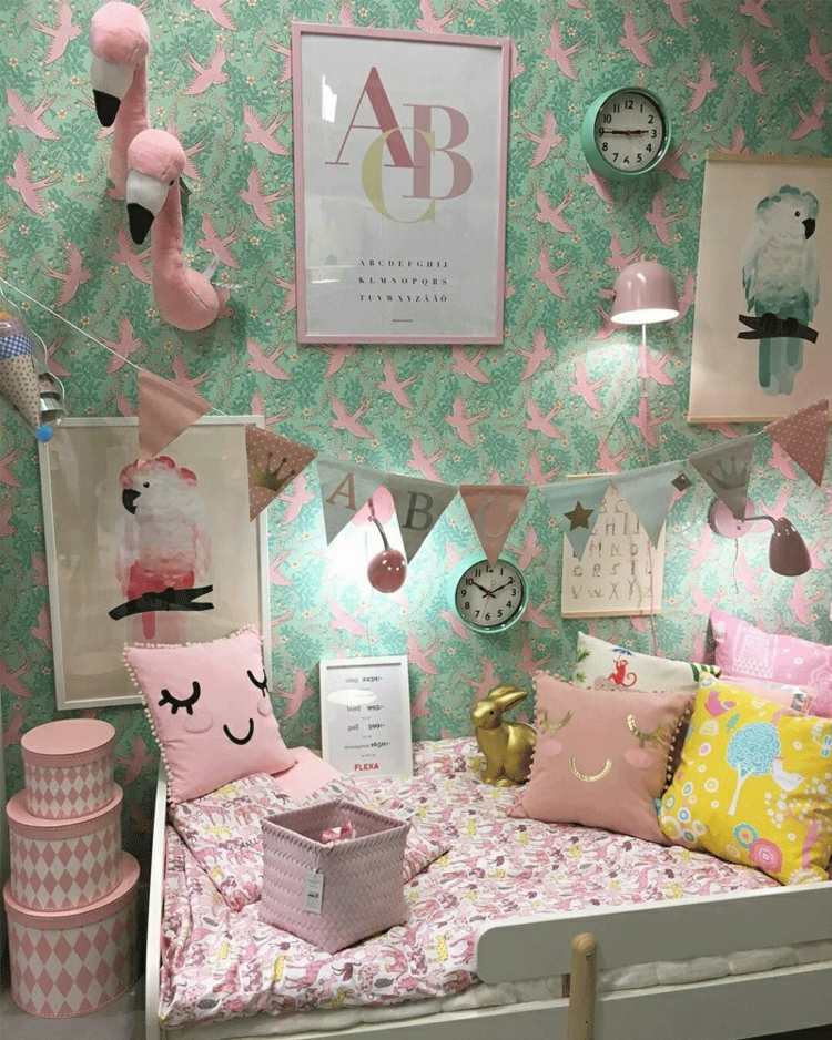 flicka dekoration barnrum säng kasta kuddar väggdekoration flamingo huvud bilder