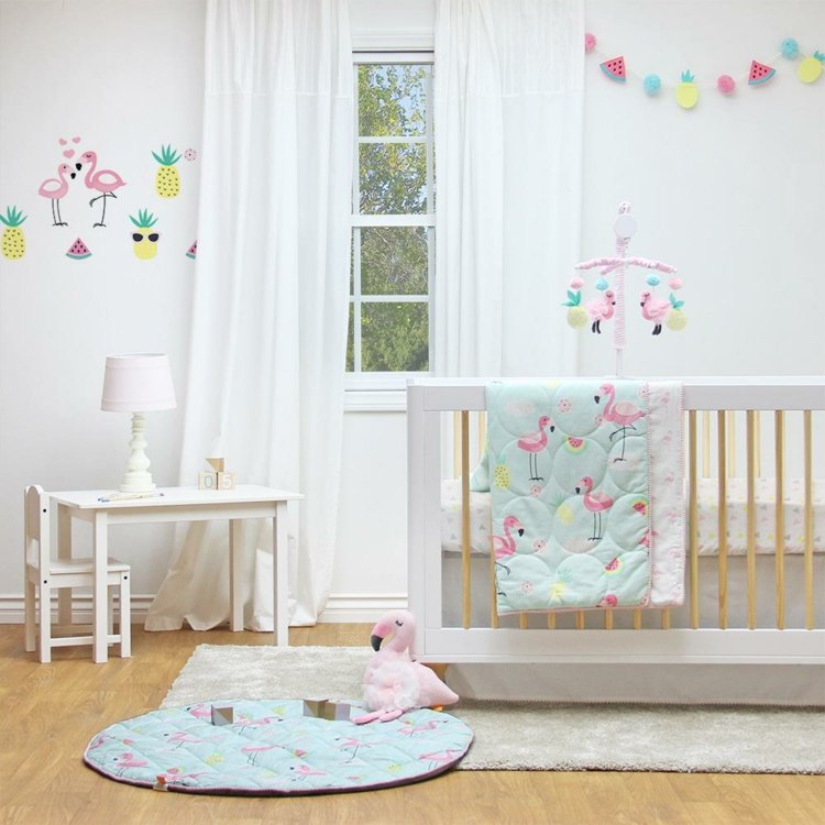 flamingo barnrumsdekoration väggdekoration lekmatta kransar mobila sängkläder