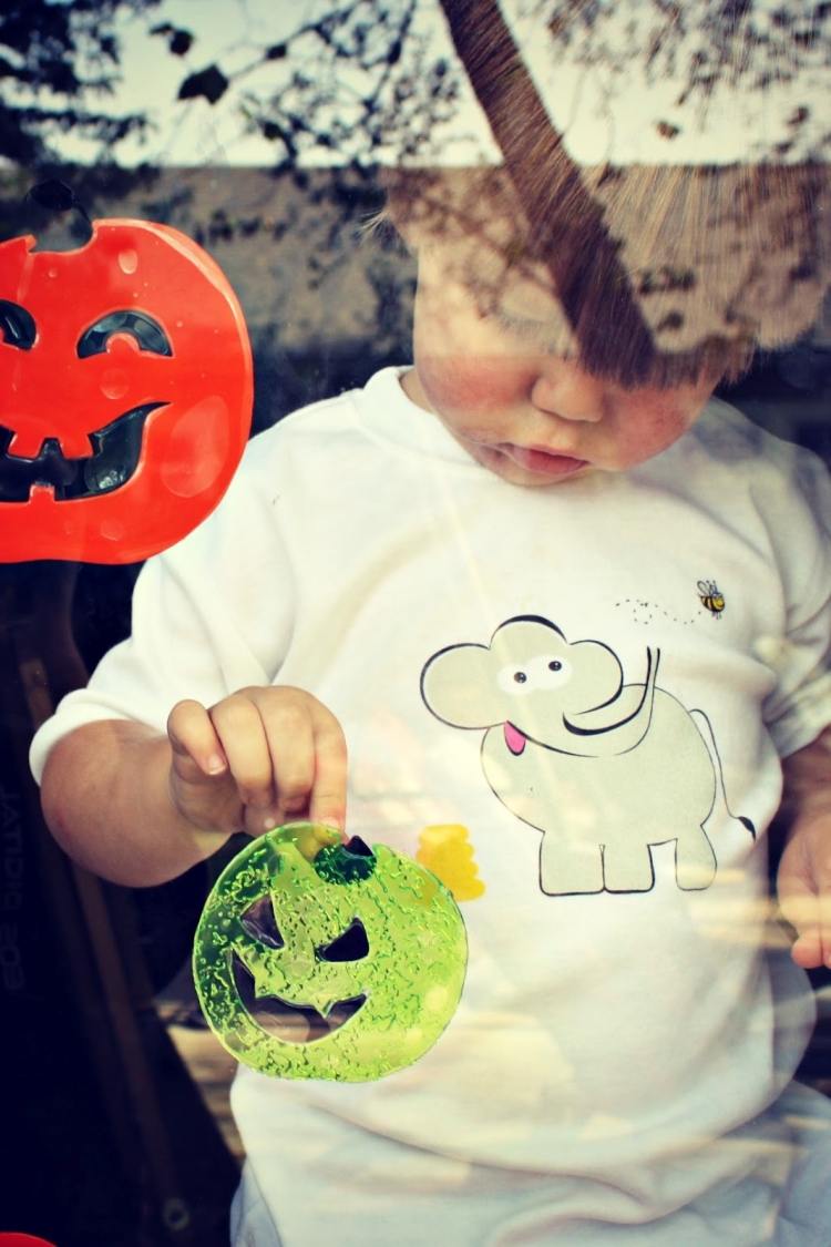 fönster-bilder-höst-barn-halloween-pumpa-tinker-diy