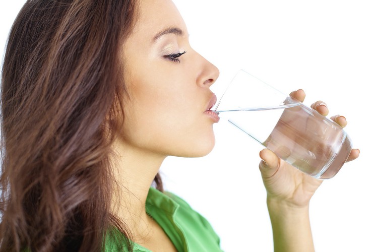 linfrö-viktminskning-effekter-tips-dricksvatten-minst-två-liter