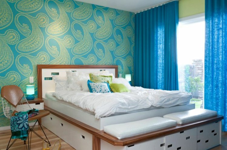 dekorera mönster paisely-idé-blå-nyanser-sovrum-accent vägg-tapeter