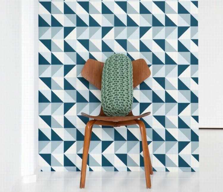 mönster dekorera idéer-inredning-design-minimalistisk-blå-stol-trä