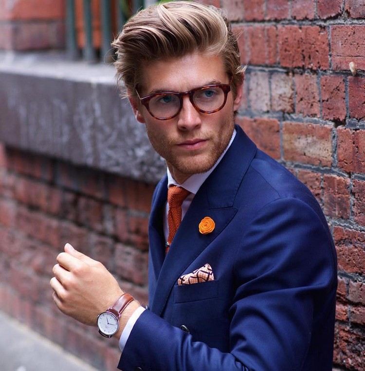 herrfrisyrer blond medellång topphårvolym