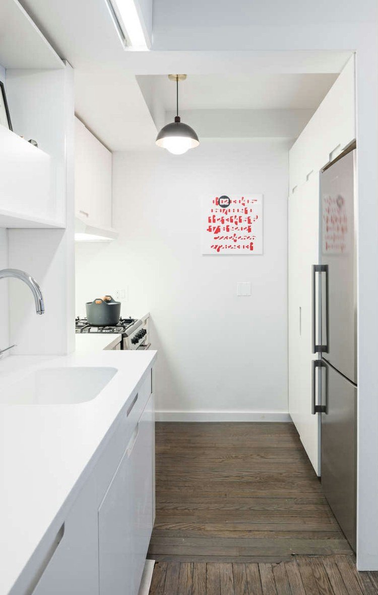 vägg enhet kök design kylskåp metall vit möblering diskho