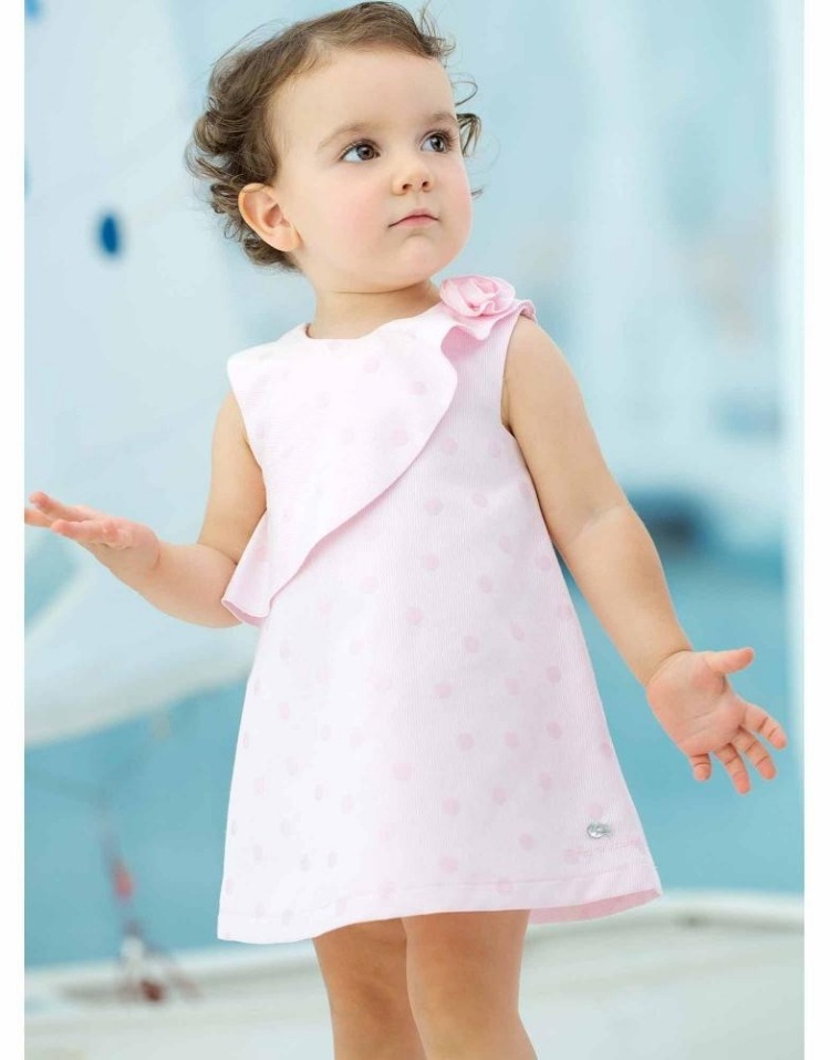 mode-liten-tjej-vår-sommar-2015-tutto-piccolo-rosa-prickig-klänning