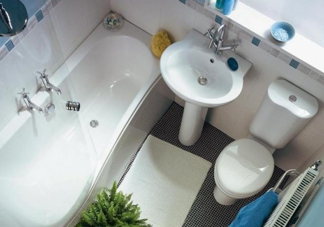 litet-badrum-design-idéer-bad-glas-skiljevägg