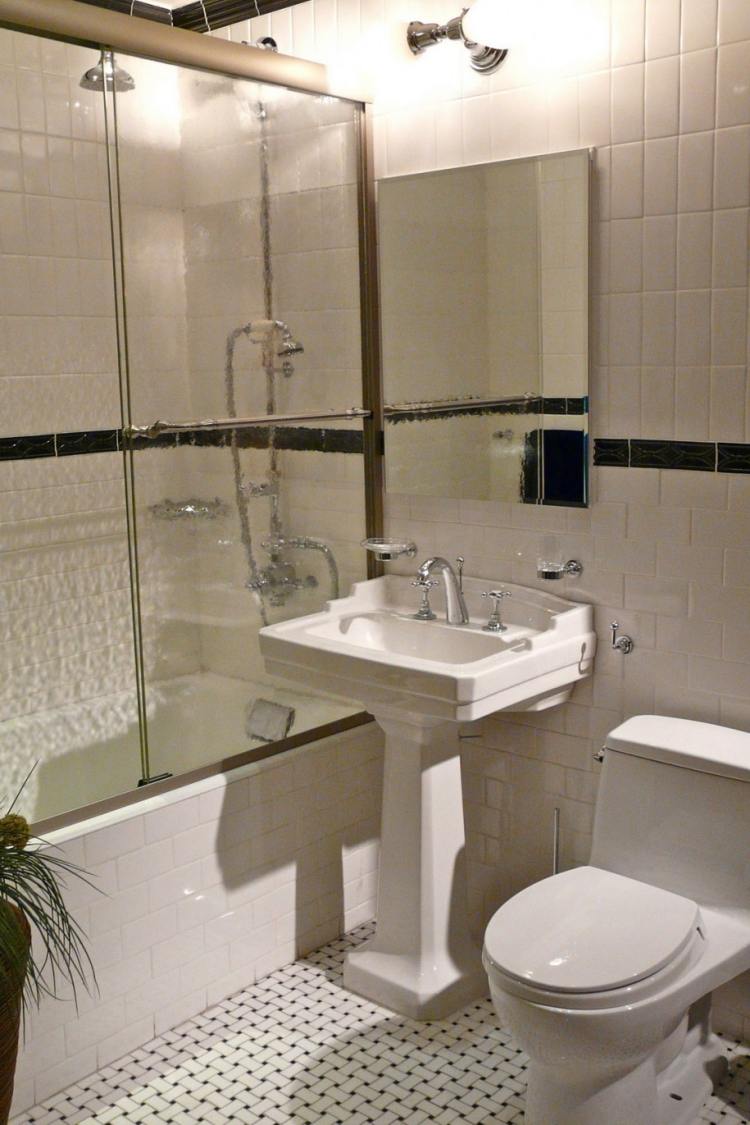 modernt-badrum-design-kakel-litet-badrum-bevarat-retro-look