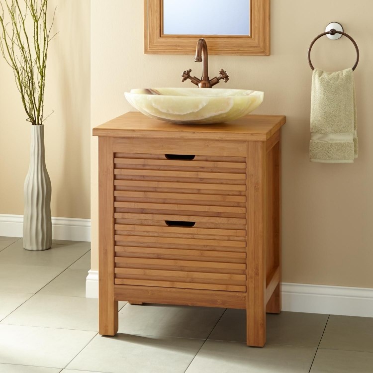 badrumsmöbler-bambu-moderna-idéer-fåfänga-bänk-lådor-bänk-tvättställ-natursten-beslag-vintage-brons