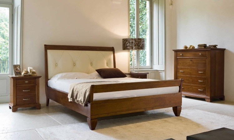 moderna sängar-art-piergiorgio-pradella-trä-design-läder-grädde-färg