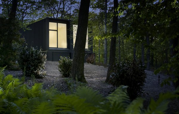 Arkitektur container studio i skogen