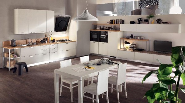 Modernt designat kök Scavolini stora rum vit matplats funktionell