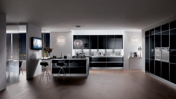 elegant modernt kök svart högblank scavolini