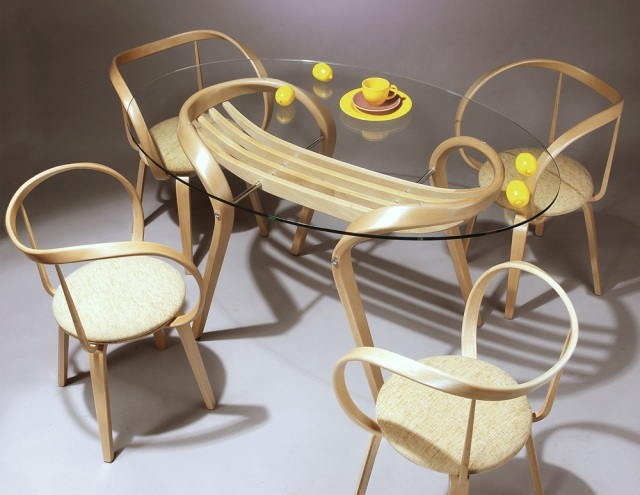matsal möbler modern design glas topp böjda trä stolar