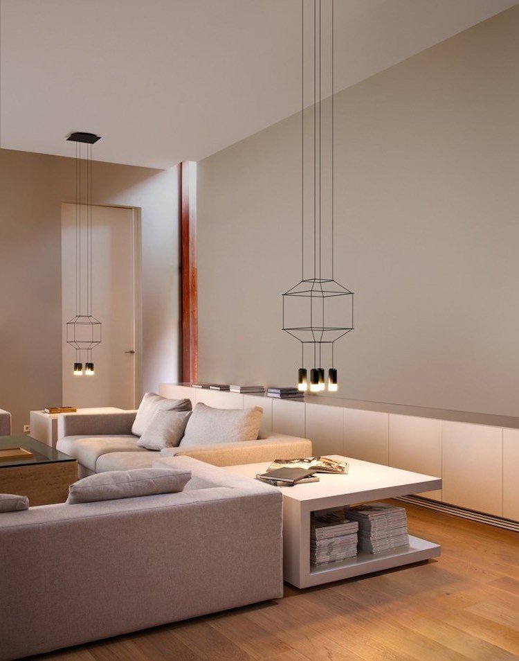 designer-vardagsrum-lampor-modern-högt-tak-hängande-lampa-metall-vibia