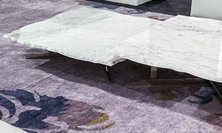 modern-designer-möbler-soffbord-stål-marmor-olika-höjder-vardagsrum