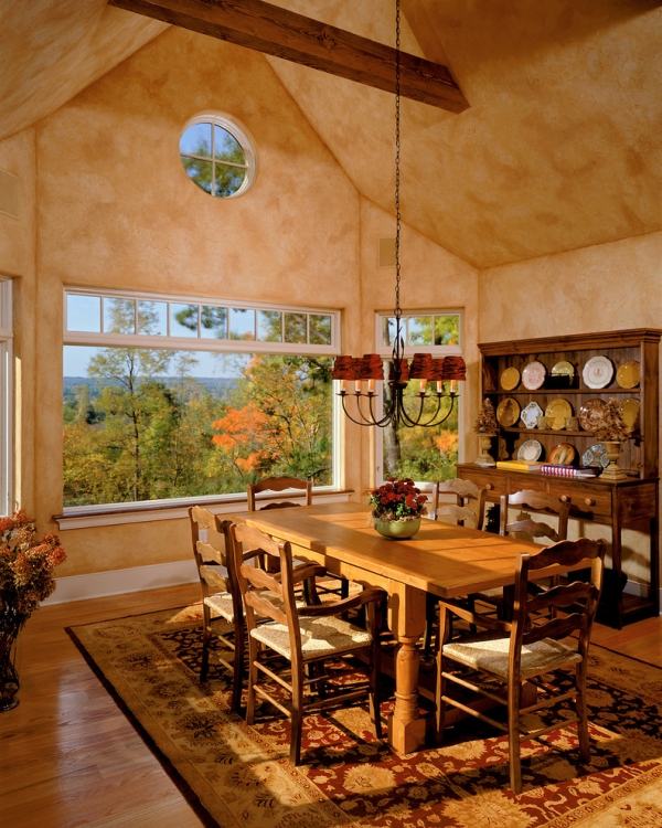 Dekorera italiensk stil massiva trä stolar inre vägg gips venetianska matbord-rustik matta