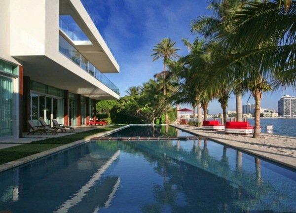 exklusiv-lyx-villa-miami-pool-design