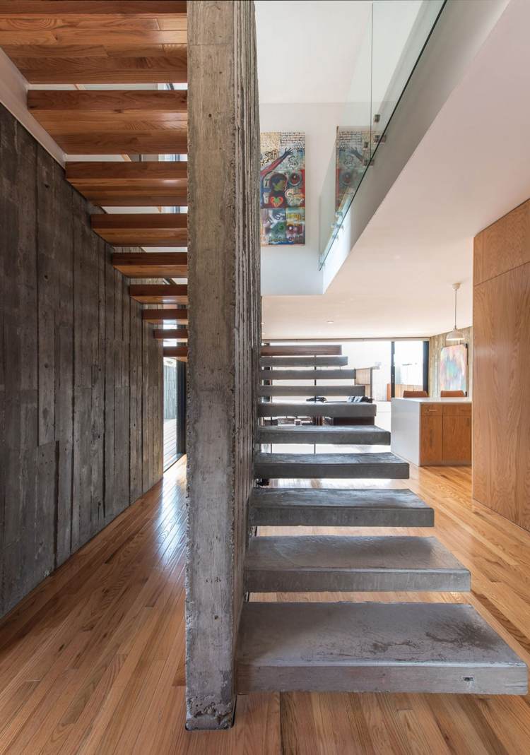 arkitekt-hus-intereur-parkett-golv-trappor-betong-trä