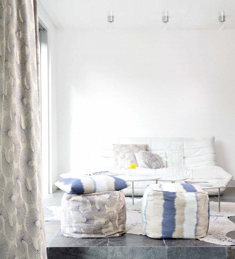 modernt gardin-gardiner-linne-tyg-beige-mönster-blå-exotiskt-modernt-strandhus
