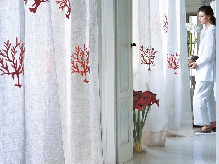 modern-gardin-gardiner-linne-tyg-grädde-vit-korall-röd-hav-motiv-mönster