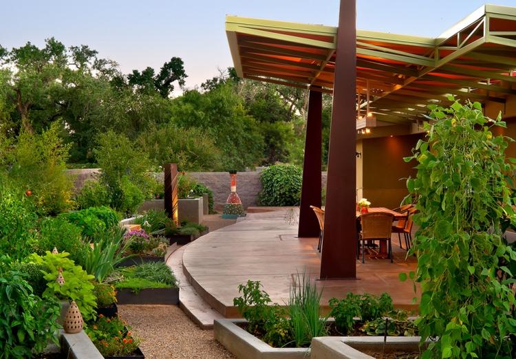 modern-trädgård-design-2015-täckt-terrass-grönsaks trädgård-upphöjda sängar