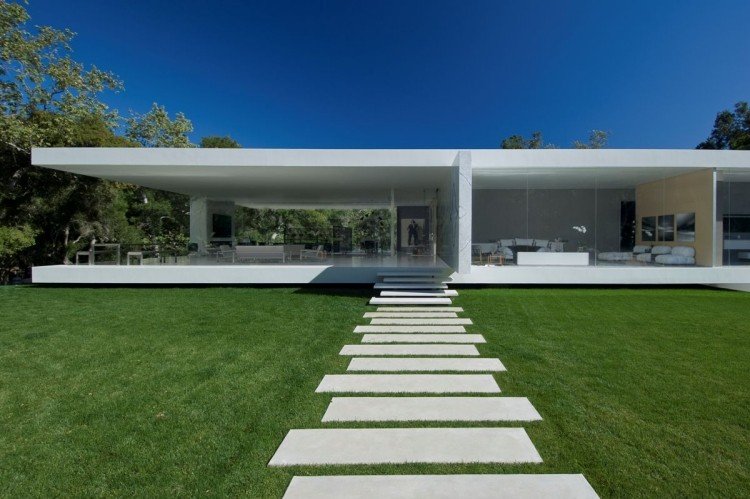 modern-trädgård-design-minimalistisk-arkitektur-platt-tak-gräsmatta-trädgård väg-betongplattor