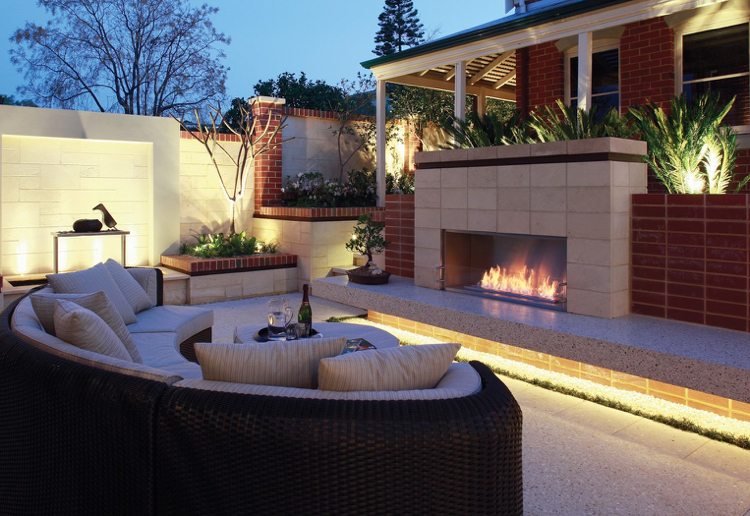 modern-trädgård-design-deco-eldstad-öppen spis-tegel-lounge