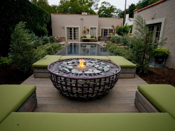 eldskål-modern-design-bio-etanol-pool-område-lounge-soffa