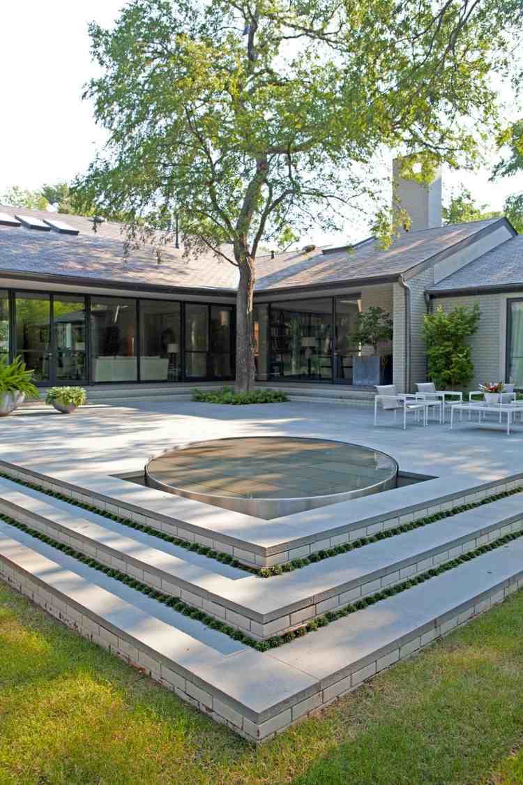 modern-trädgård-design-stenar-trädgård-idéer-vattenmaneter-minimalistisk-terrass-träd