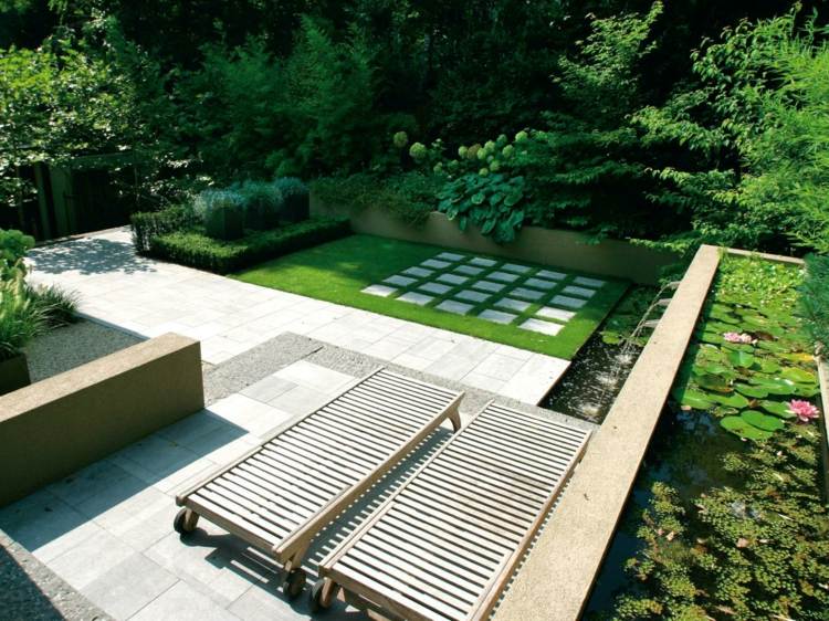 moderna trädgård idéer modern-idé-gräsmatta-klivstenar-trädgård damm