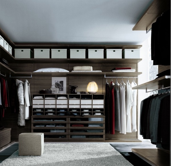 Modern-interiör-design-koncept-poliform-walk-in-closet