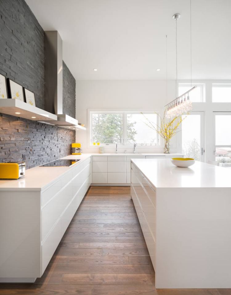 designa ett kök utan väggskåp väggskåp väggskåp praktiska idéer funktionell minimalistisk vit design glänsande lyx