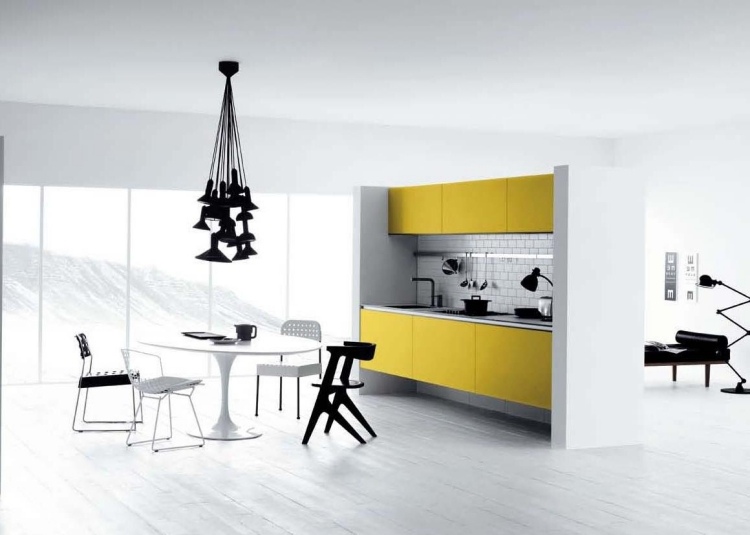 modern-tårta-utrustning-hi-tech-minimalistisk-gul-vit-liten-matbord-kök enhet