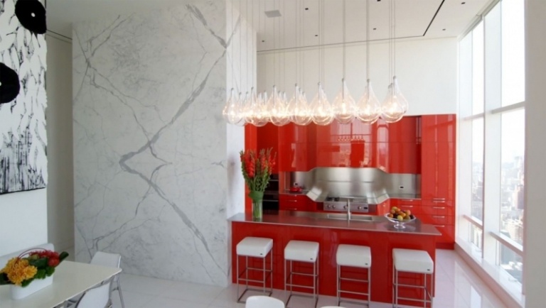 modern-kök-planering-röd-högglans-köksskåp-matlagning ö