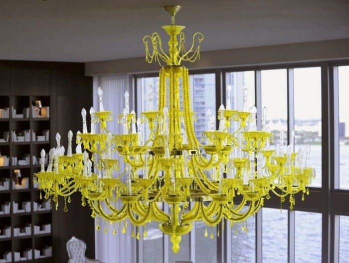 Handgjord-munblåst-ljuskrona-kamomillaglas-Lasvit-Philippe-Starck