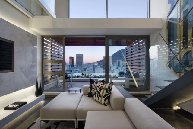 modern duplex saota balkong vardagsrum led belysning vägg enhet