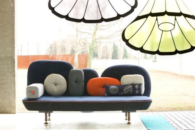 tvåsitsig-soffa-design-kreativ-min-vackra-baksida-Nipa-Doshi-Jonathan-Levien