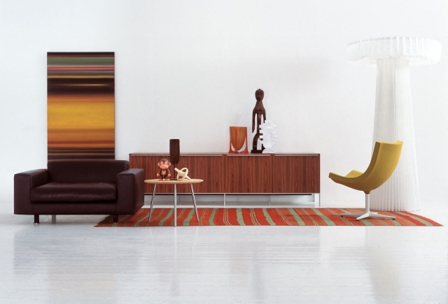 moderna-möbler-vardagsrum-läder-soffa-brun-QUACK-Studio-Cappellini